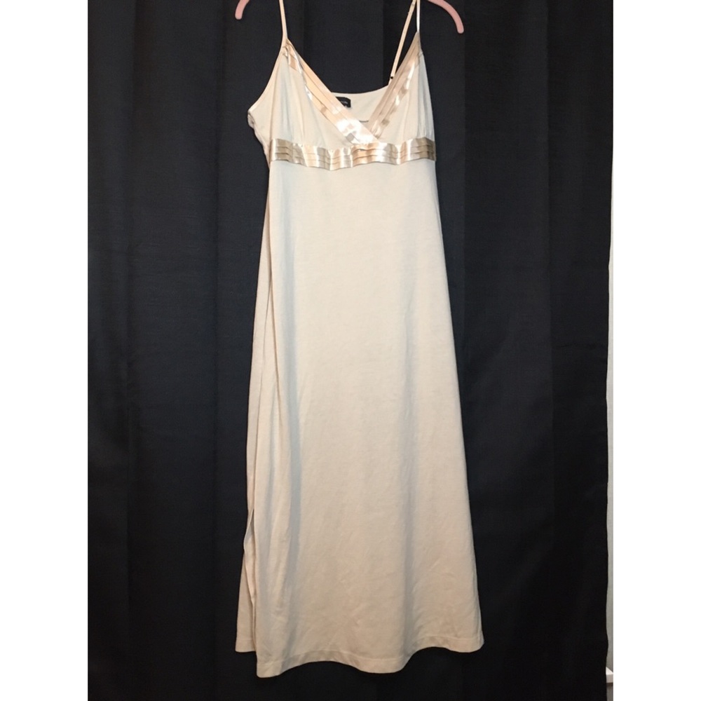 Champagne/Tan Dress